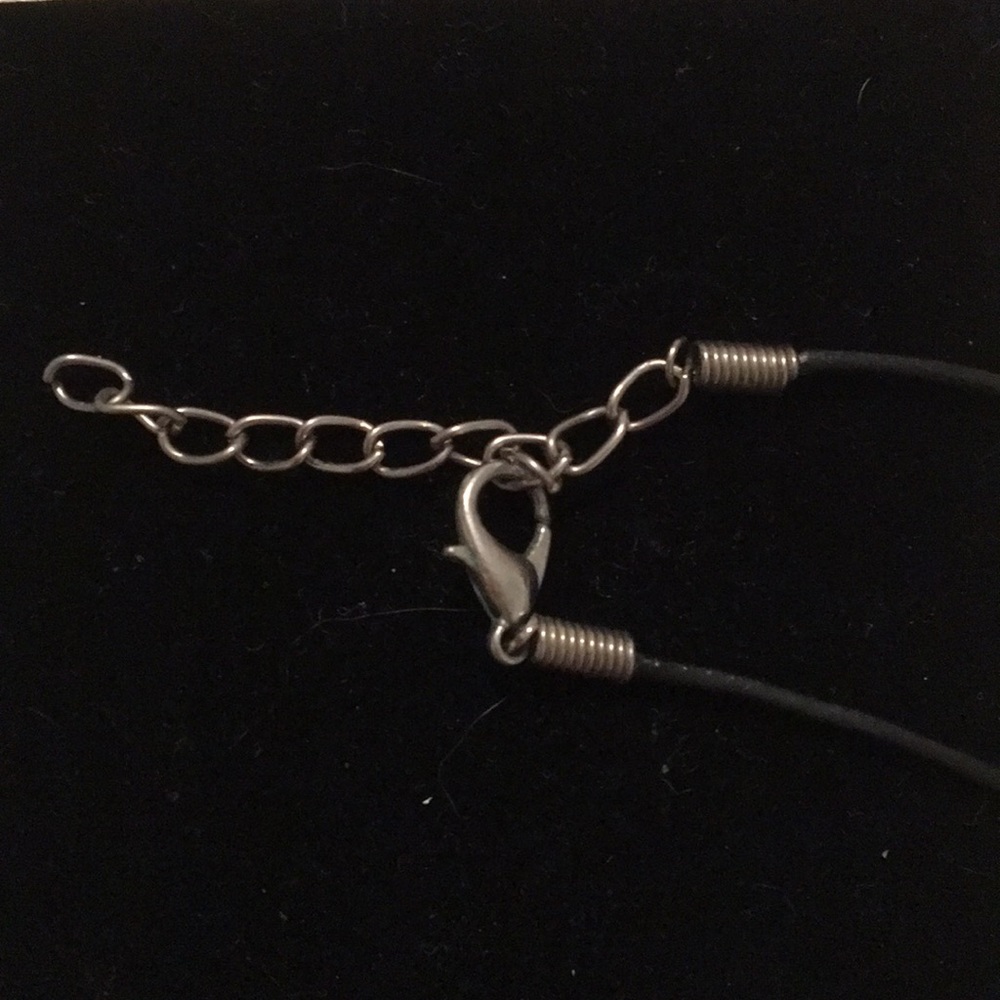Compass design necklace - Picture 3 of 4